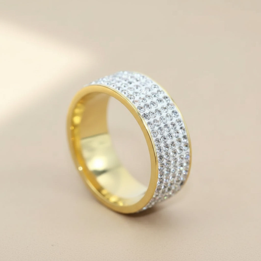 Round Zircon Ring – Silver &amp; Gold