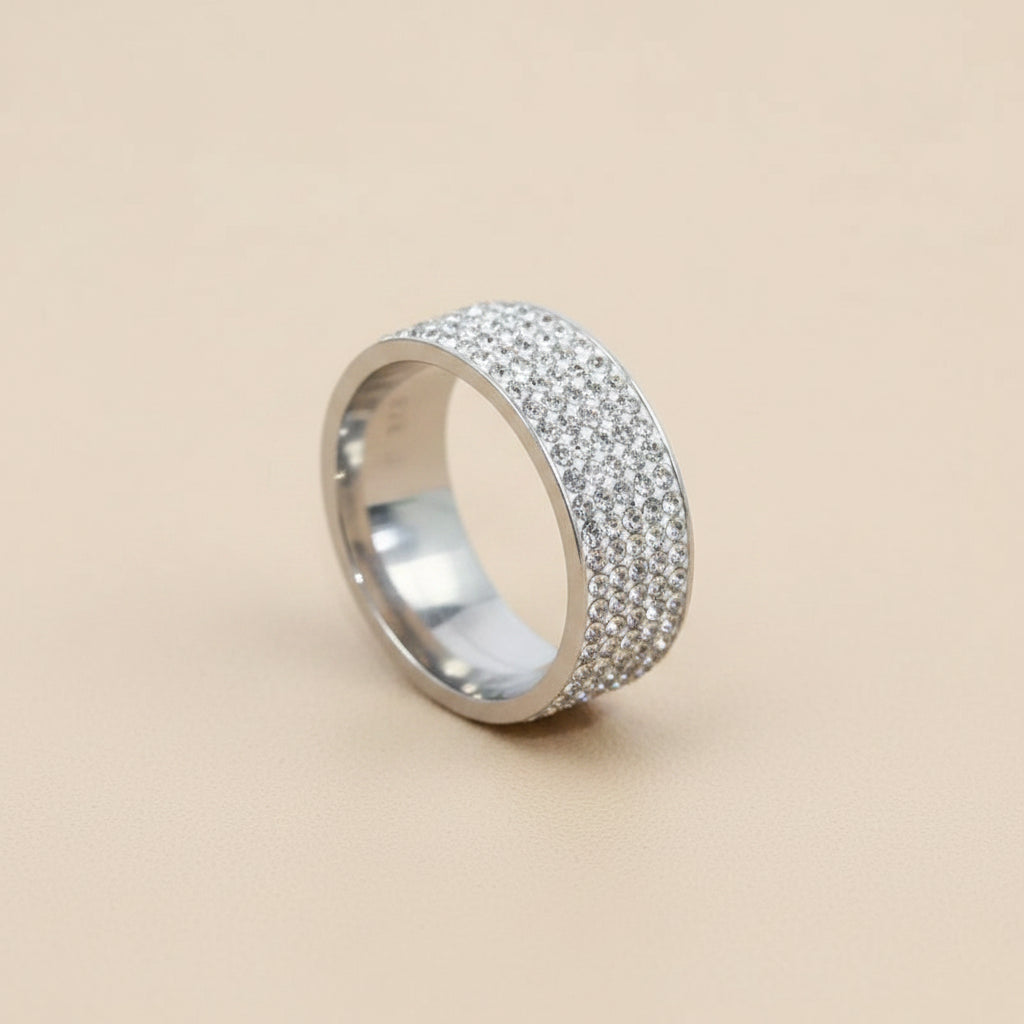 Round Zircon Ring – Silver &amp; Gold